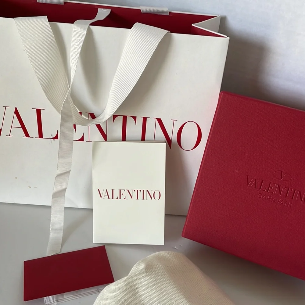 NWT Valentino Garavani Gold Cuff Bracelet. - Picture 10 of 14